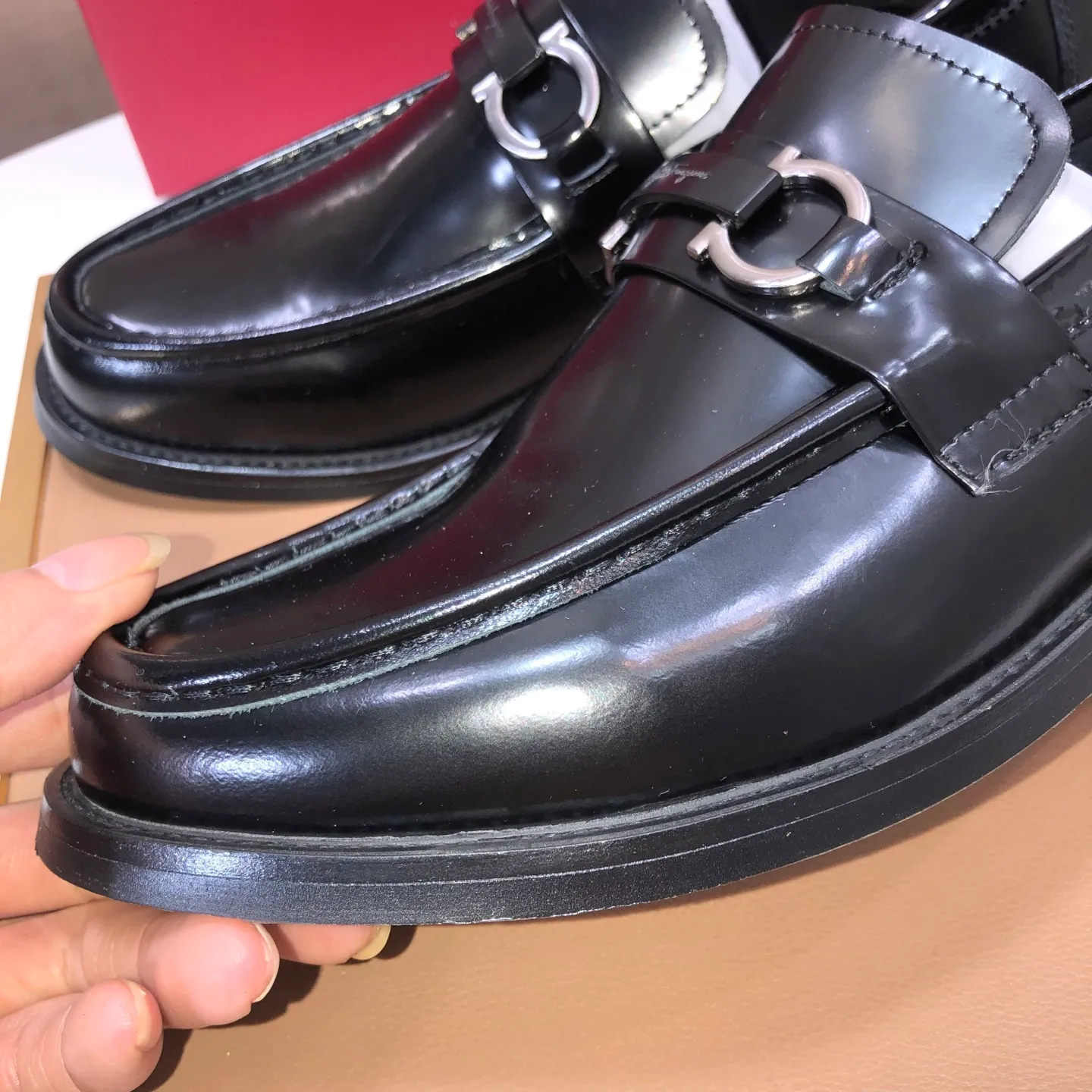 Men's shoes 💰540💰 [Ferragamo/Ferragamo] The latest model from the counter. Original imported high-quality cowhide with open sides + imported 🐂 cowhide lining + original luxury metal buckle + original combination outsole. Comparison is stress-free 38–45 (45 is custom-made and cannot be returned or exchanged)